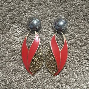 Berebi Elegant Red and Gold Earrings